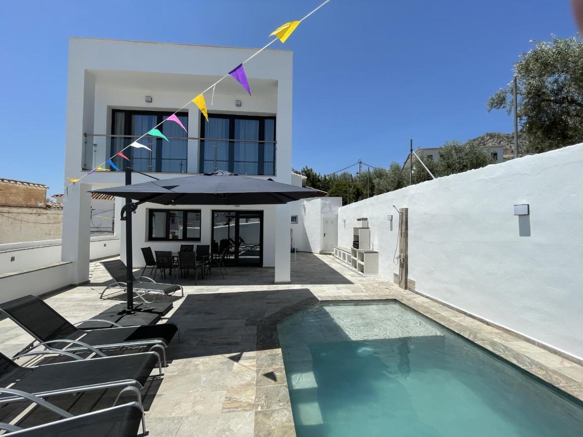 Villa La Fuente Mondron Exterior photo