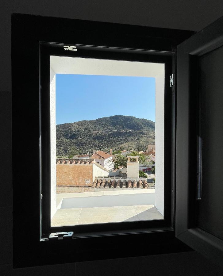 Villa La Fuente Mondron Exterior photo